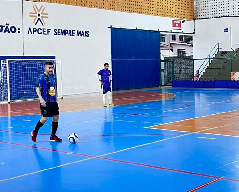 NAC LIDERA O TURNO E SE APROXIMA DA CLASSIFICAÇÃO NO QUARENTÃO PRATA (APCEFMA)