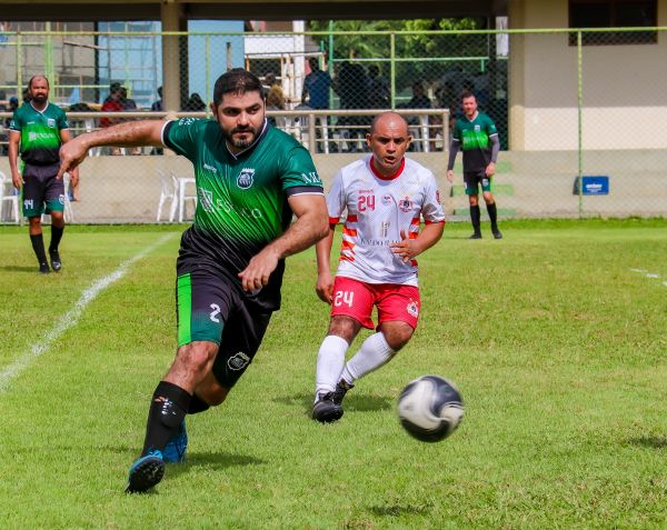 FEDERAIS VENCEM NA ESTREIA E ASSUMEM LIDERANÇA DO GRUPO B NA CATEGORIA MÁSTER (ADVOCACIA MARANHENSE)