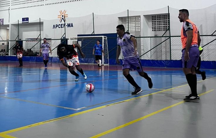 ALGUMAS EQUIPES COMEÇAM A SE DESTACAR APÓS A PRIMEIRA SEMANA DE JOGOS. APCEF/MA